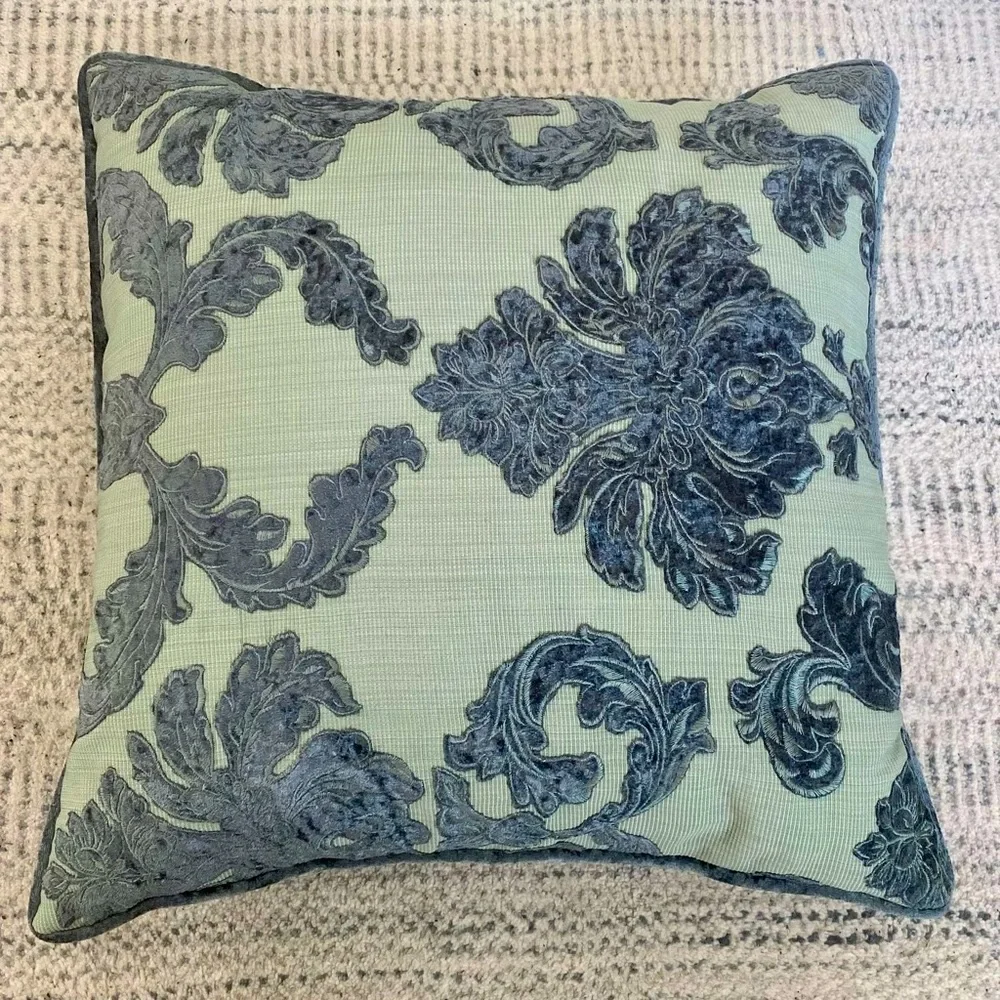 Pier 1 Down Feather Pillow NWOT